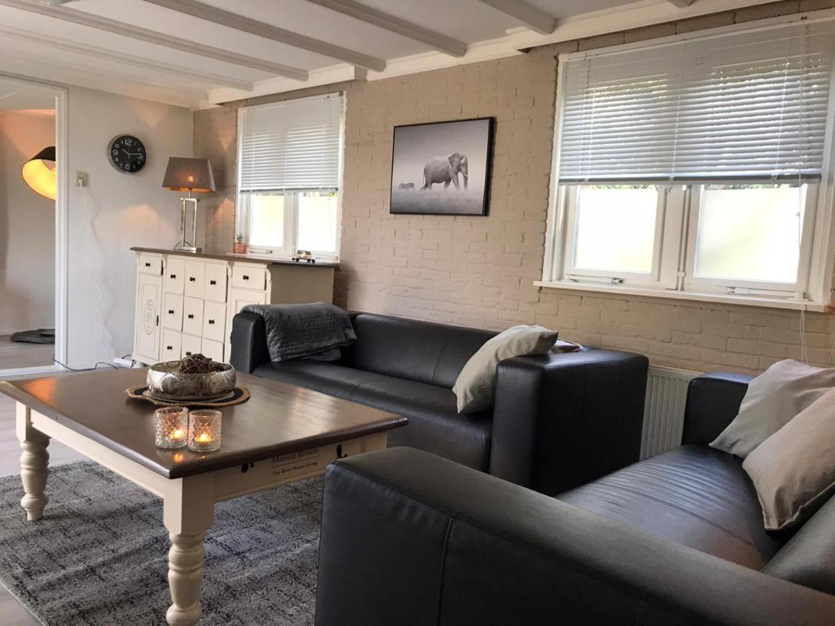 Omheind Chalet Met Prive Hottub. Op De Veluwe Villa ฟัวร์เธาเซอ ภายนอก รูปภาพ